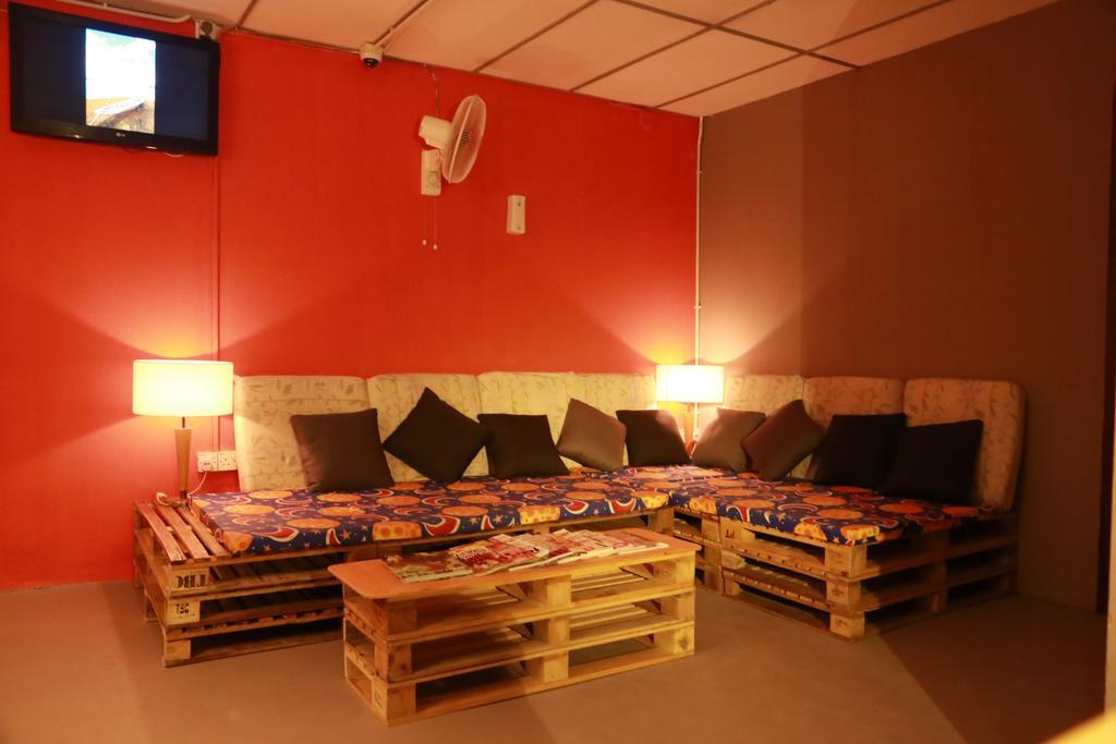 Gibbon Guesthouse كوشنج المظهر الخارجي الصورة