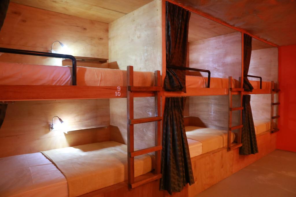 Gibbon Guesthouse كوشنج الغرفة الصورة