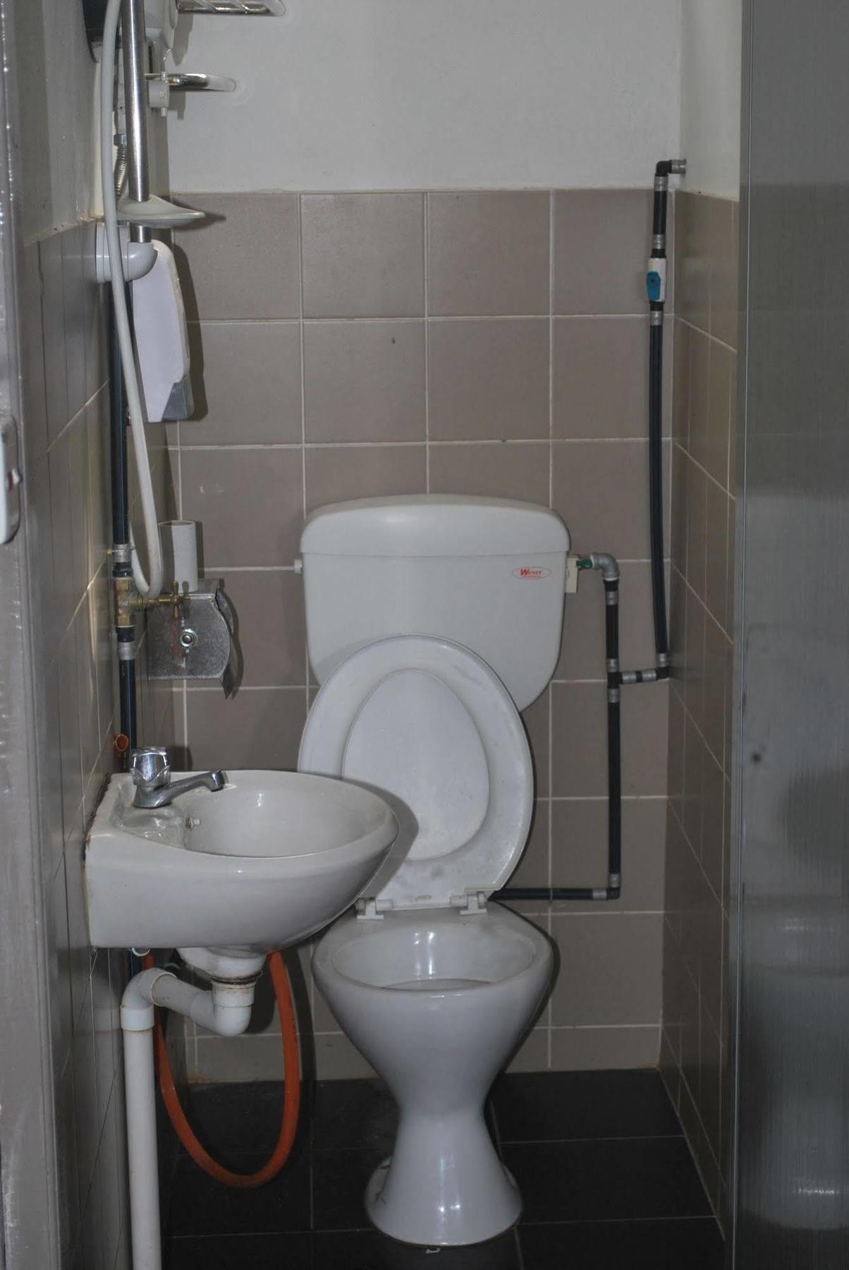 Gibbon Guesthouse كوشنج المظهر الخارجي الصورة
