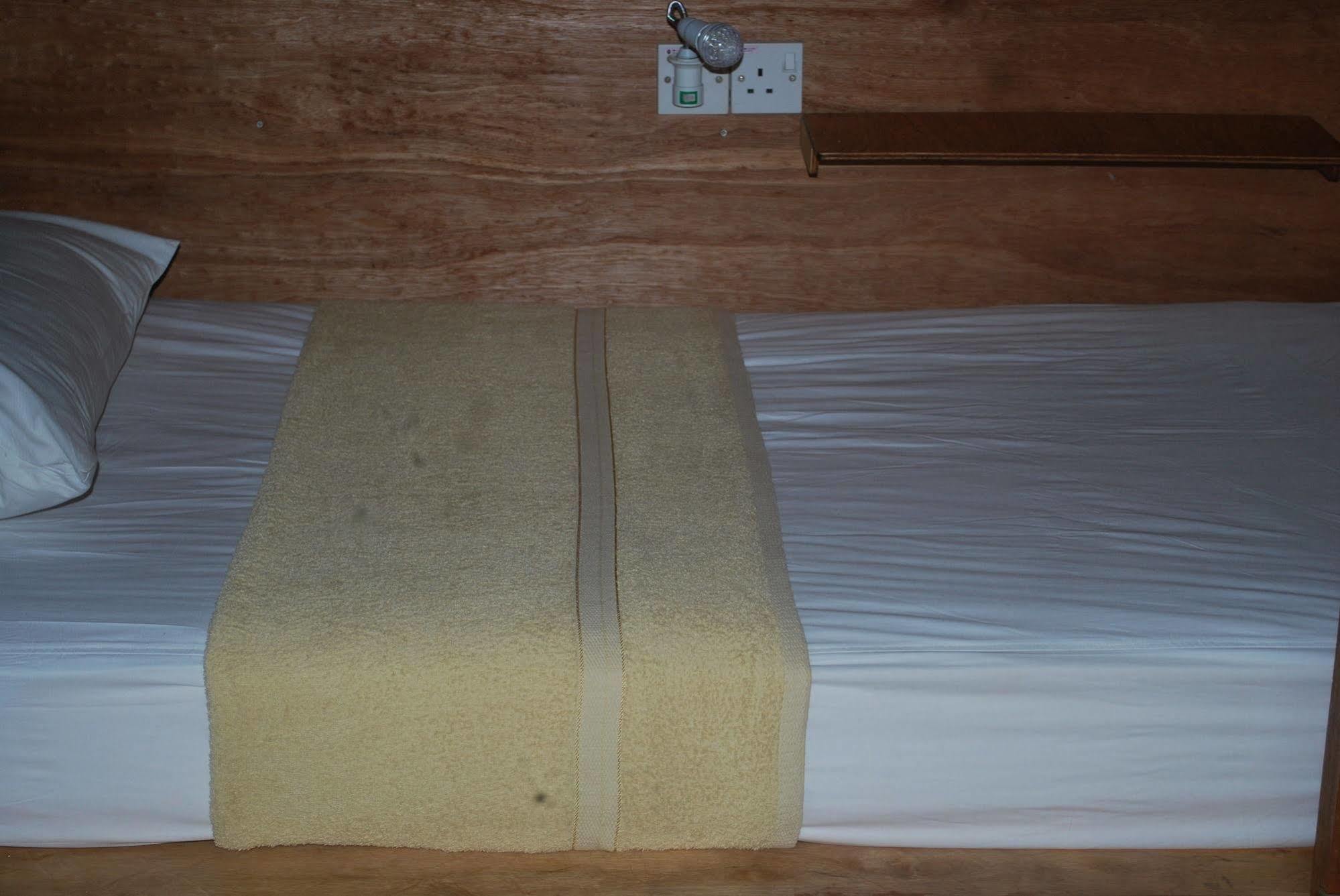 Gibbon Guesthouse كوشنج المظهر الخارجي الصورة